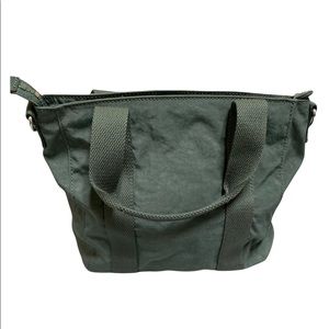 Kipling live light green zip top shoulder crossbody bag crossbody strap  EUC